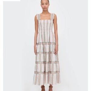 Kimmy Hill House dress